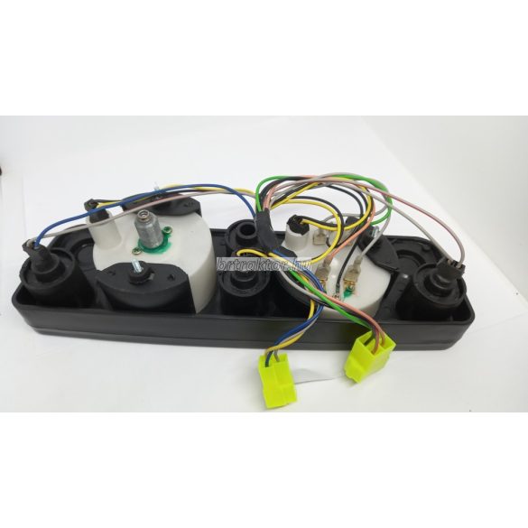 Műszerfal, komplett, 2 órás, U445