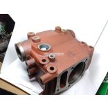 Hidraulika monoblokk ház