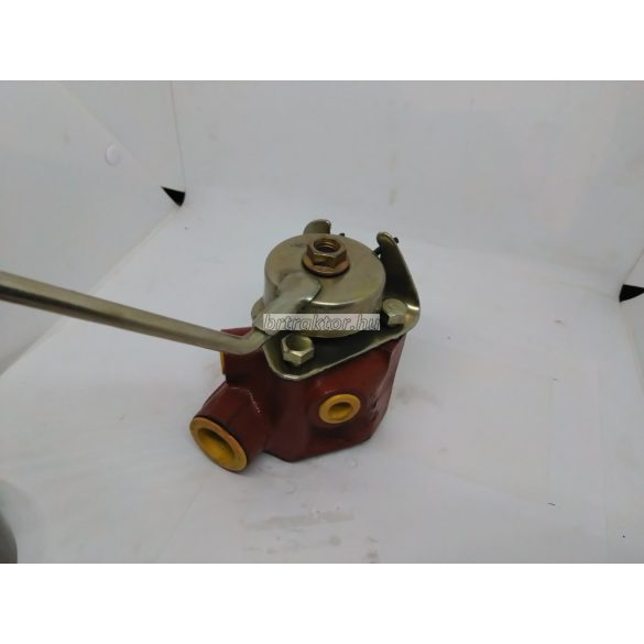 Billentőszelep, U445