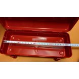 Szerszámos láda fogantyúval, fém, 430mm